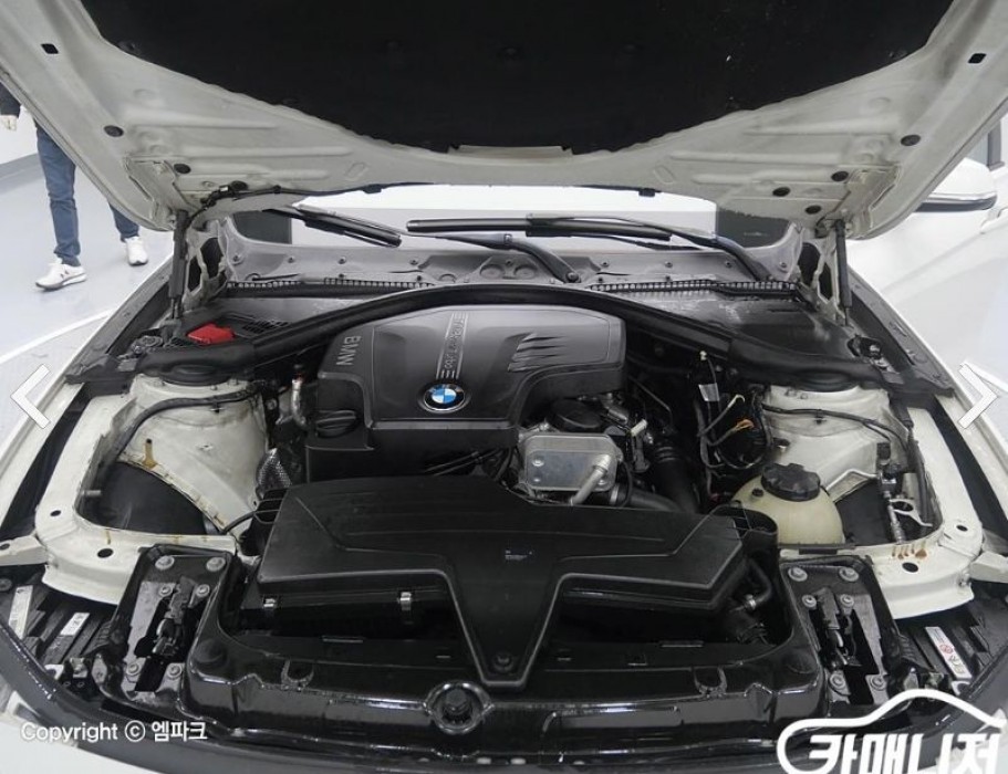 BMW 3시리즈 이미지 3